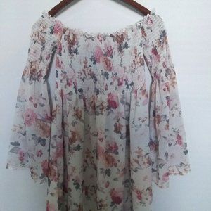 NWOT Off Shoulder Long Flutter Sleeve Mini White Floral A-Line Medium Dress